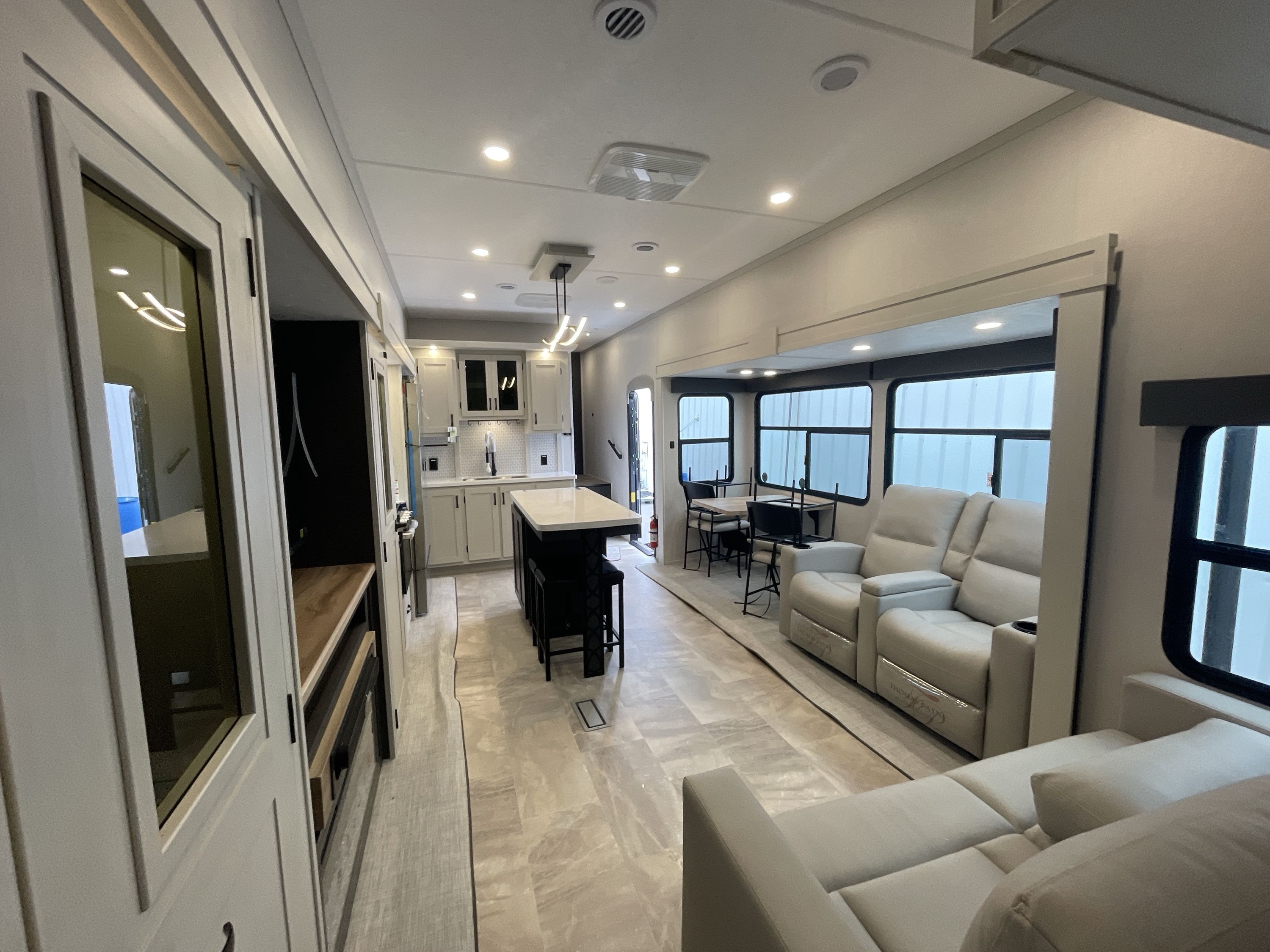 2026 Coachmen CHAPARRAL 389DEK in west coxsackie NY