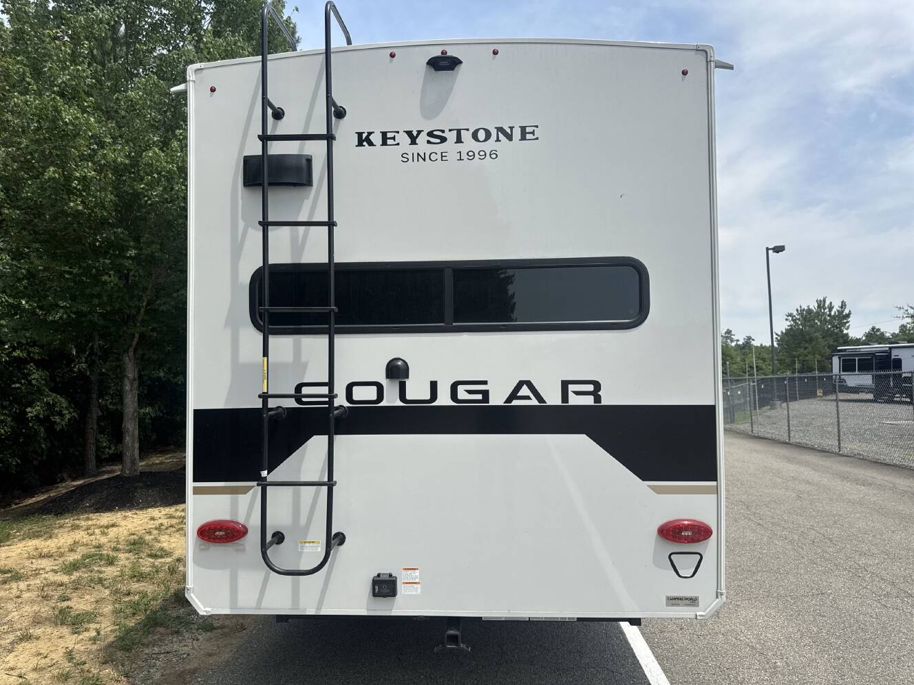 A photo of this 2027 Keystone COUGAR 260MLE
