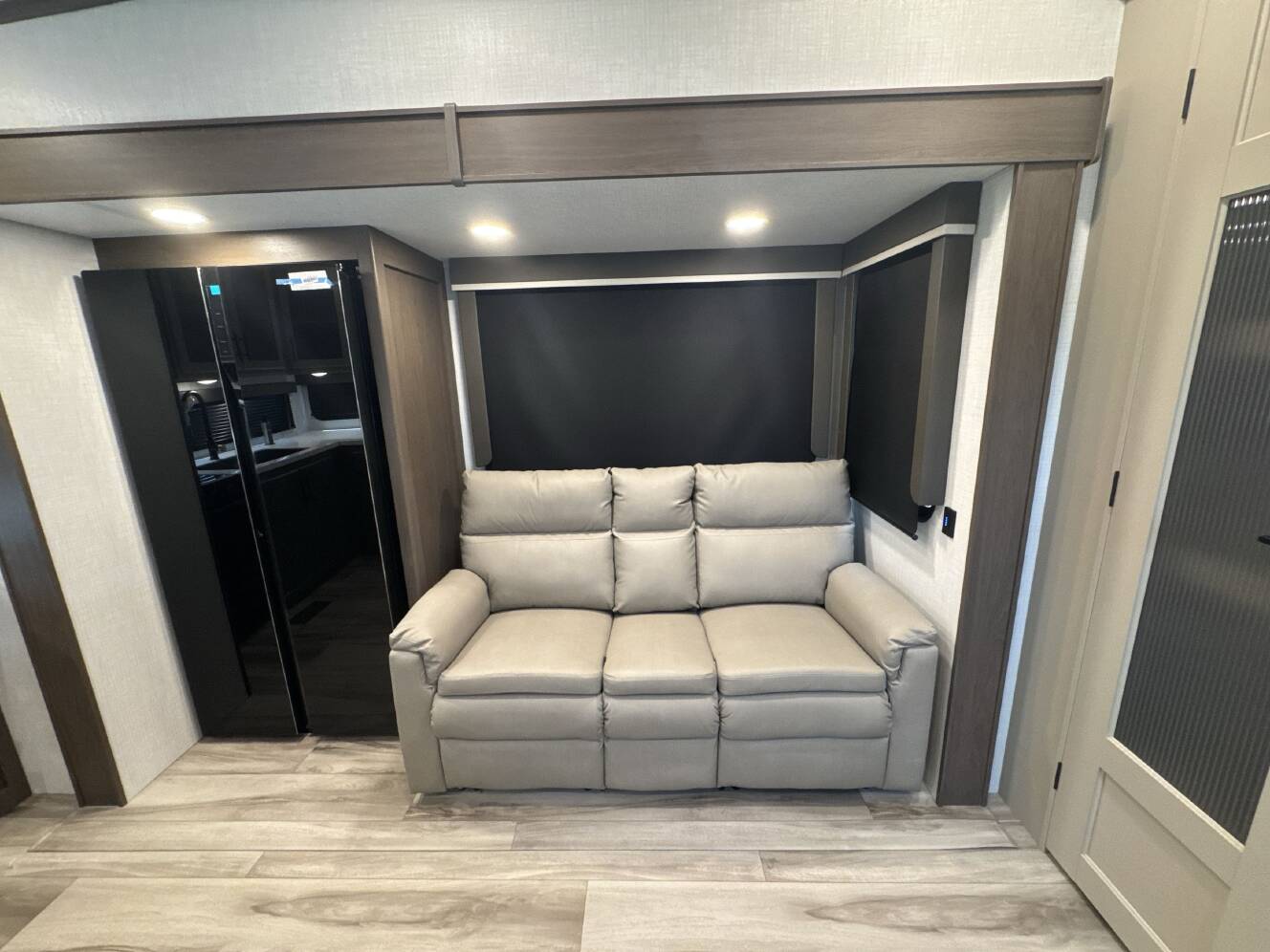 A photo of this 2027 Keystone COUGAR 260MLE
