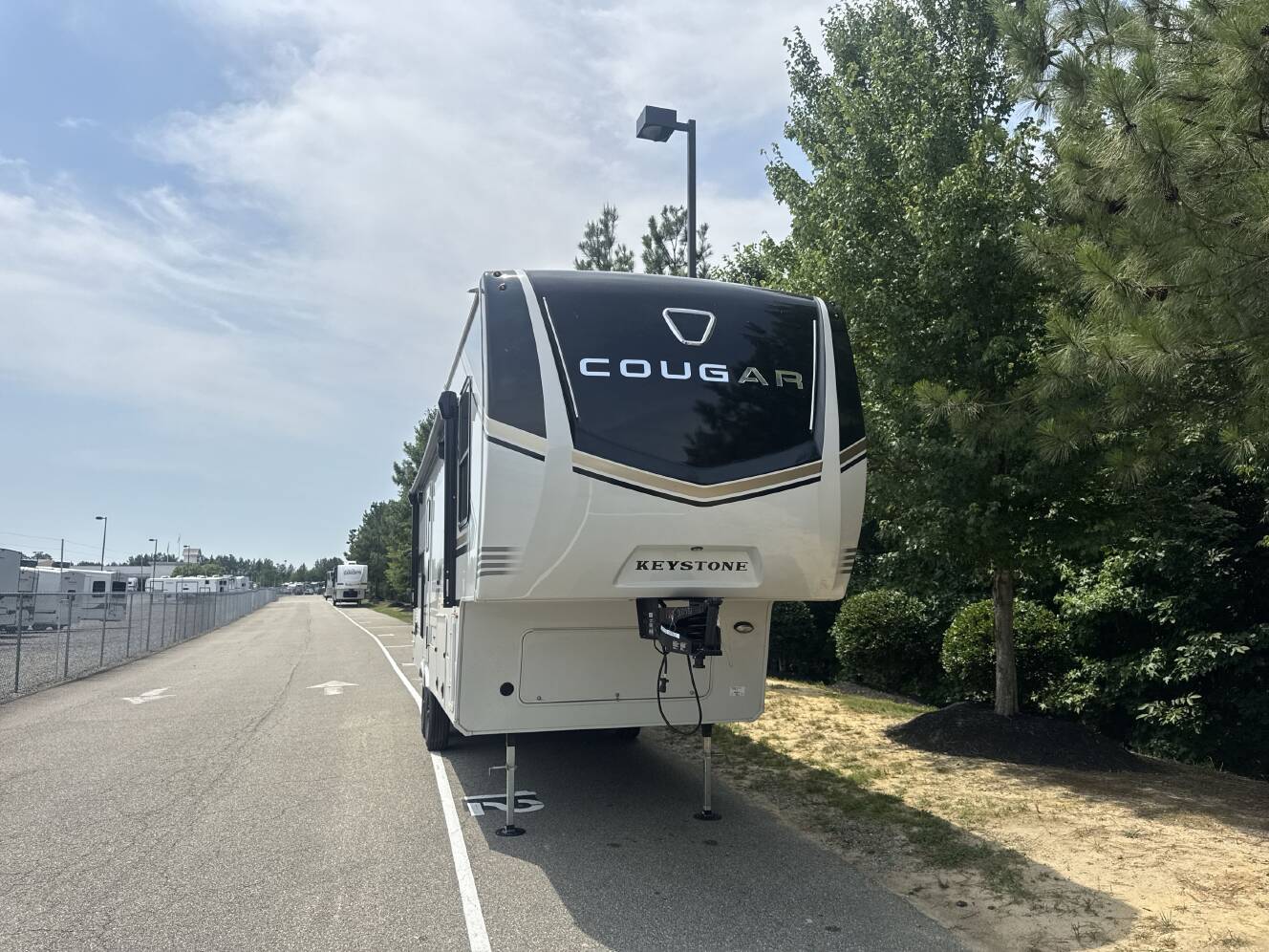 A photo of this 2027 Keystone COUGAR 260MLE