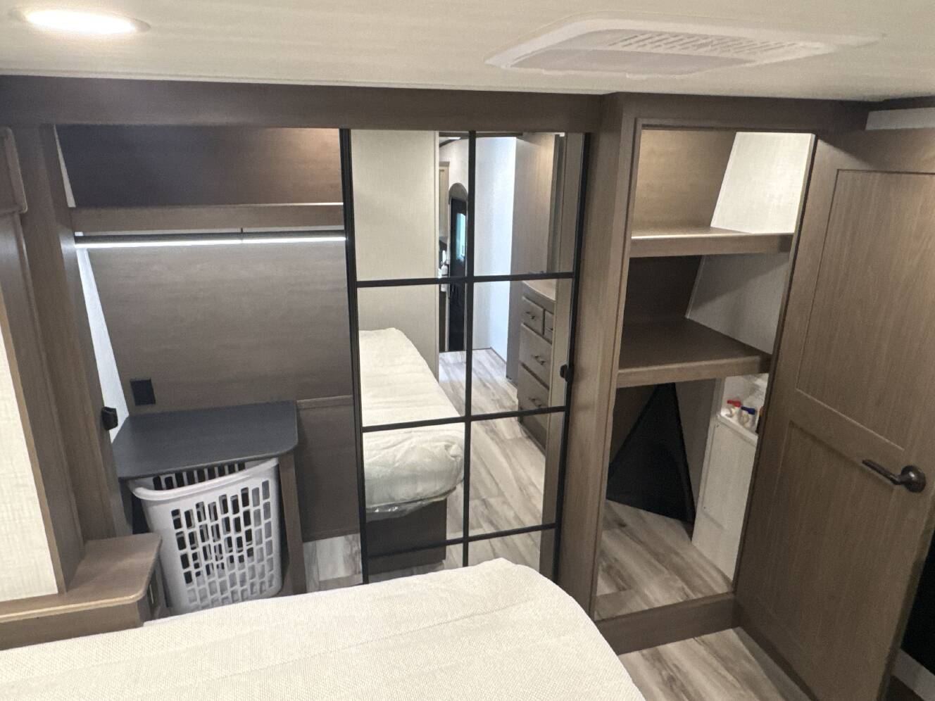 A photo of this 2027 Keystone COUGAR 260MLE