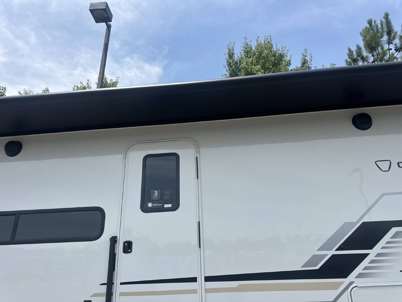 A photo of this 2027 Keystone COUGAR 260MLE