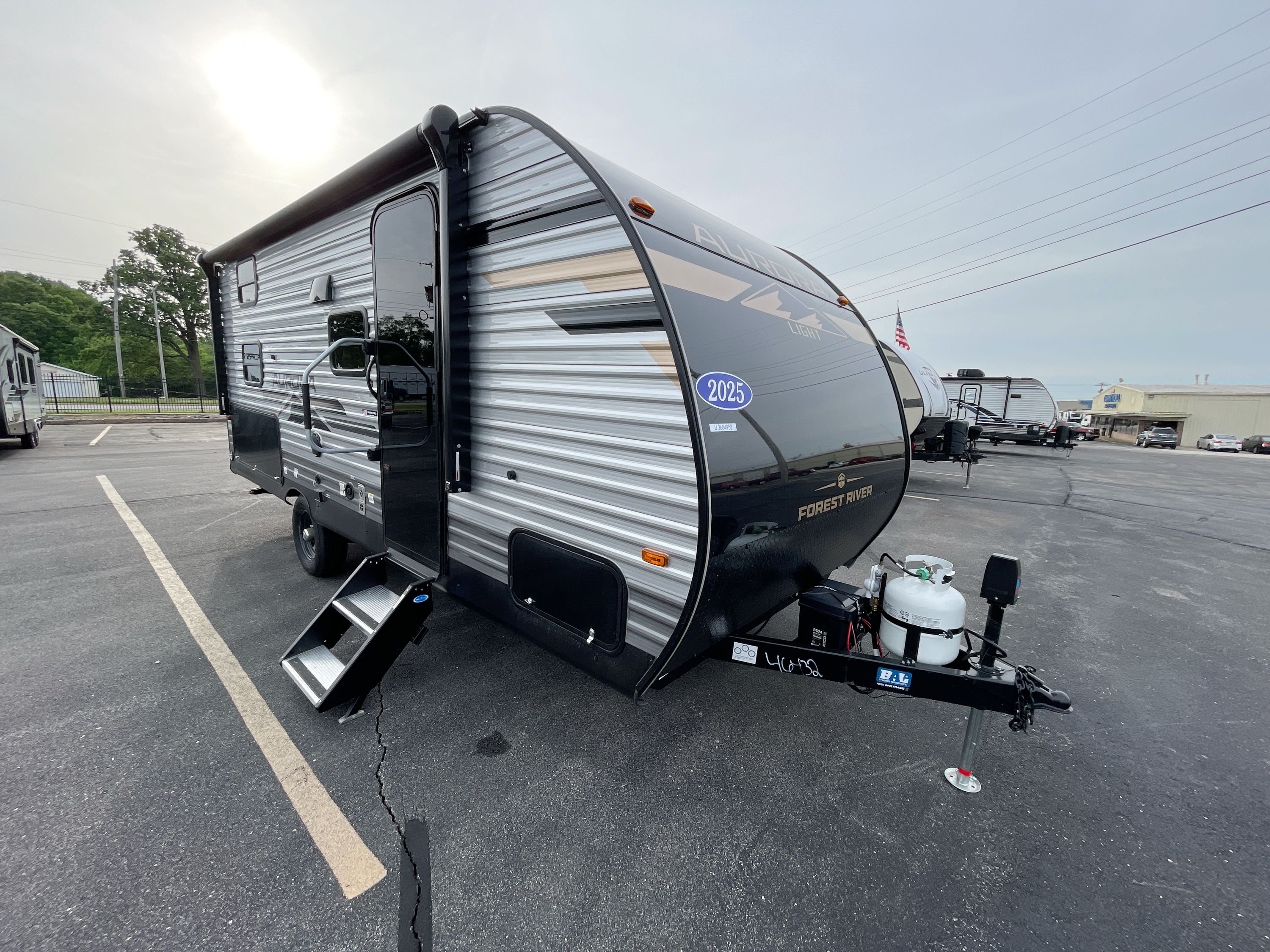 2025 Forest River AURORA LIGHT 18BHS in richmond IN