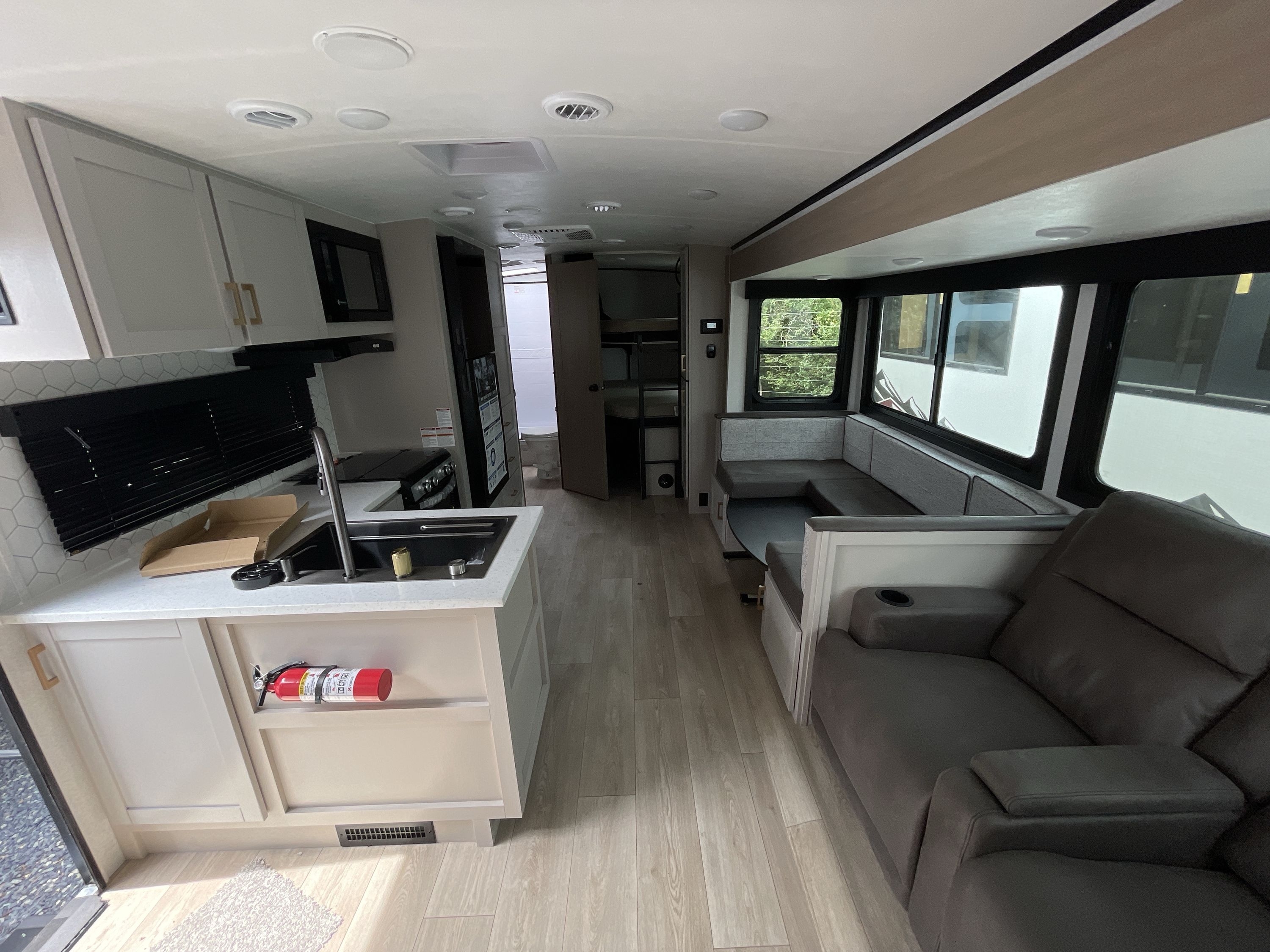 2027 Jayco JAY FEATHER 29BHB in lakewood NJ