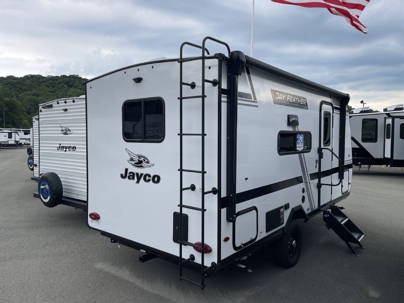 A photo of this 2027 Jayco JAY FEATHER AIR 16RB