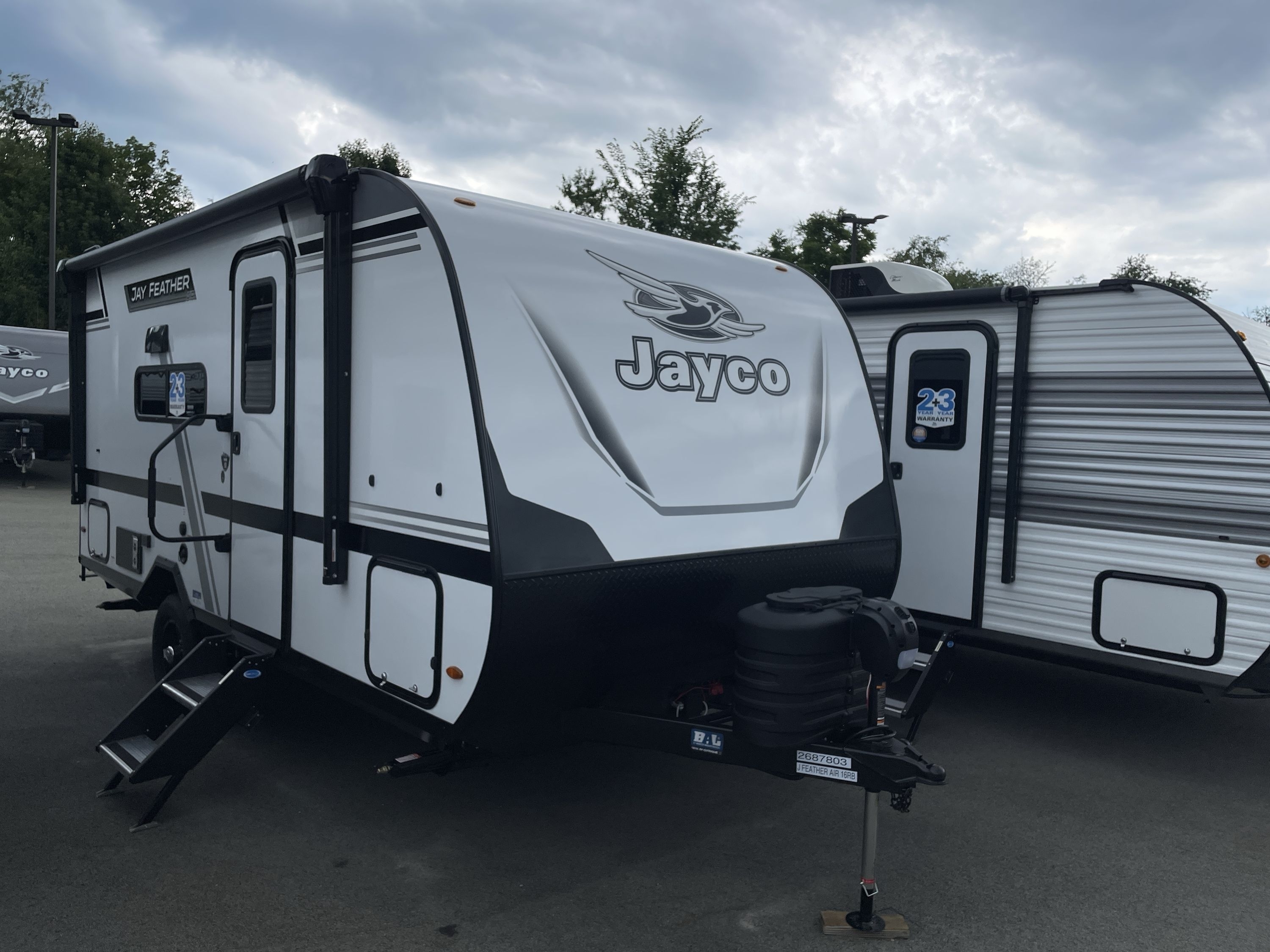 2027 Jayco JAY FEATHER AIR 16RB in apollo PA