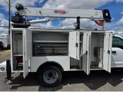 2017 FORD F550