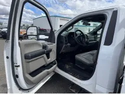 2017 FORD F550