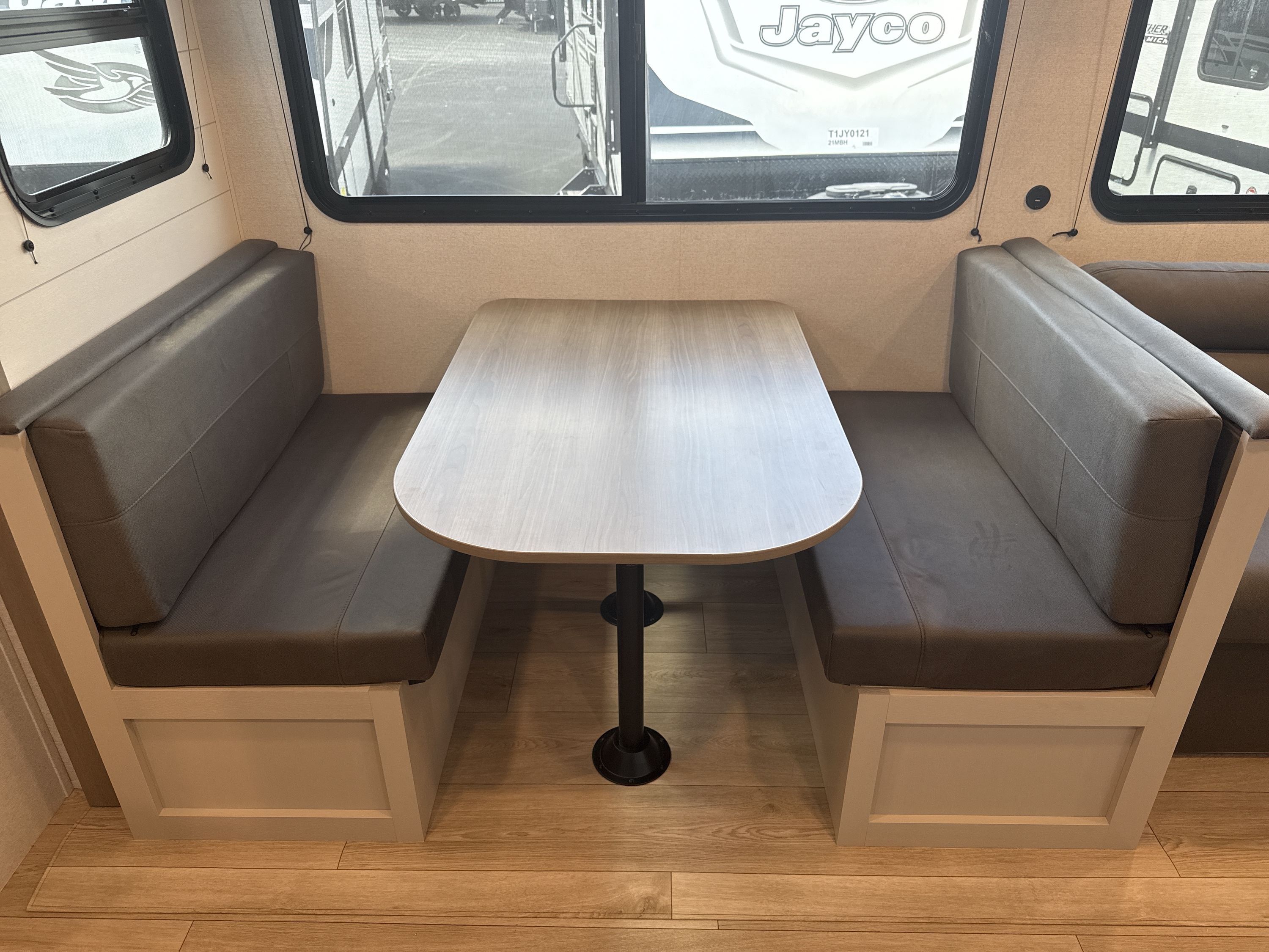 2027 Jayco JAY FLIGHT 261BHS in georgetown KY