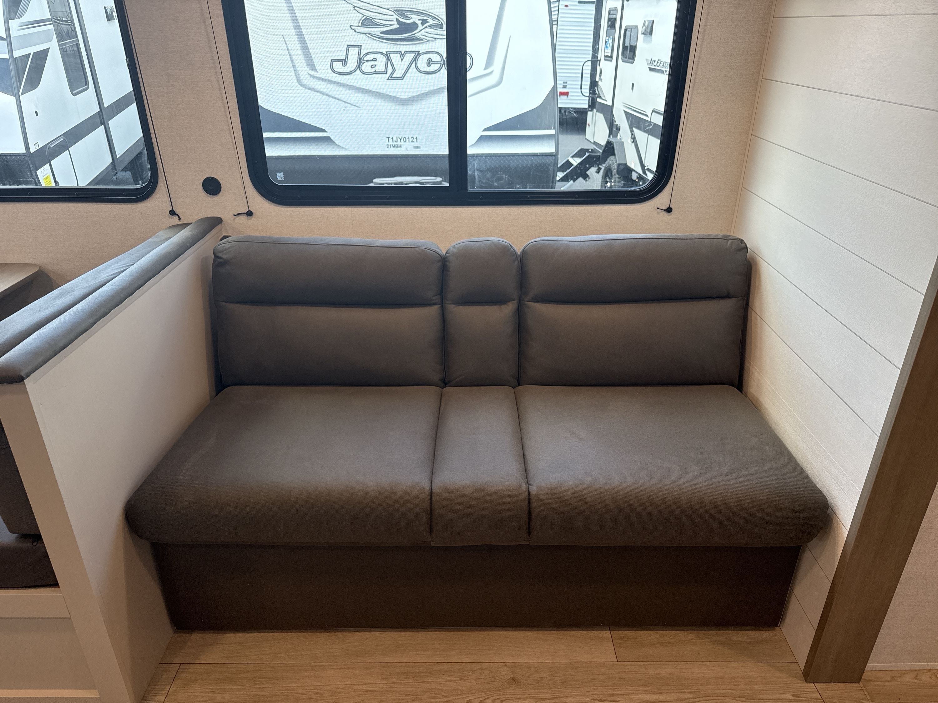 2027 Jayco JAY FLIGHT 261BHS in georgetown KY