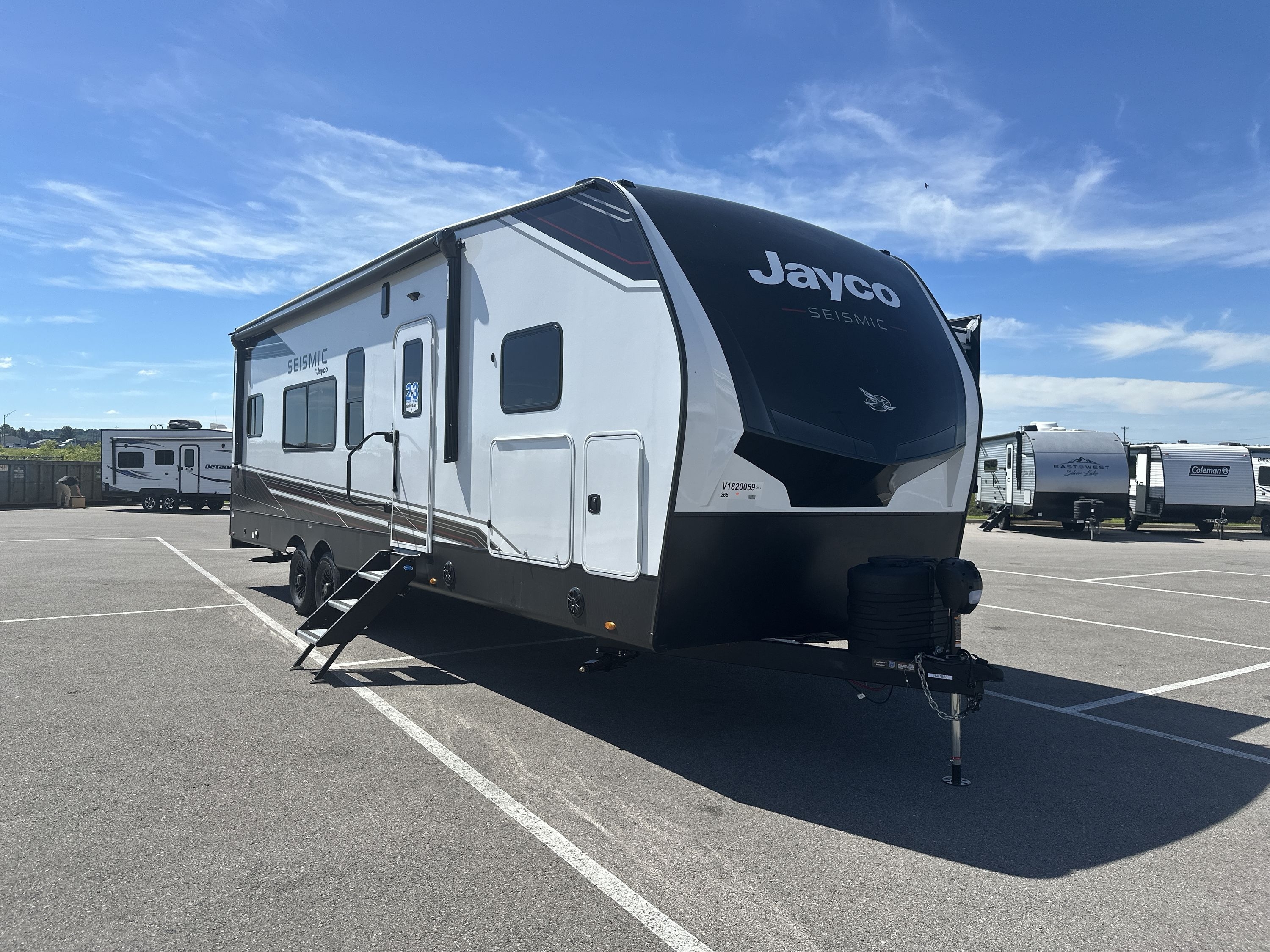 2027 Jayco SEISMIC 265 in scott city MO