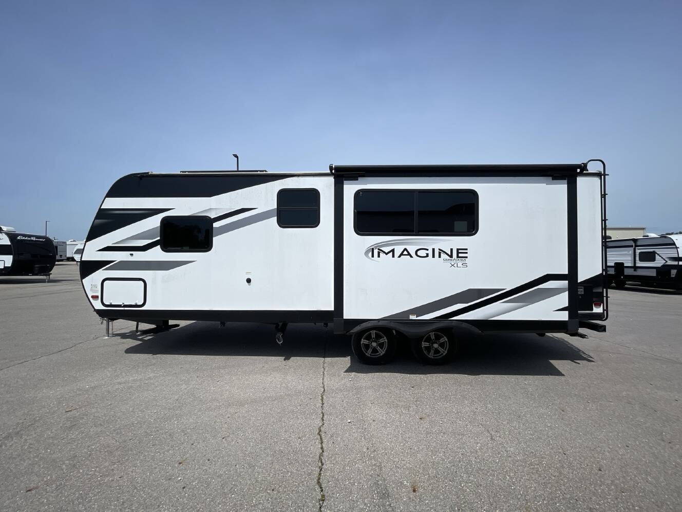 A photo of this 2022 Grand Design IMAGINE XLS 23LDE
