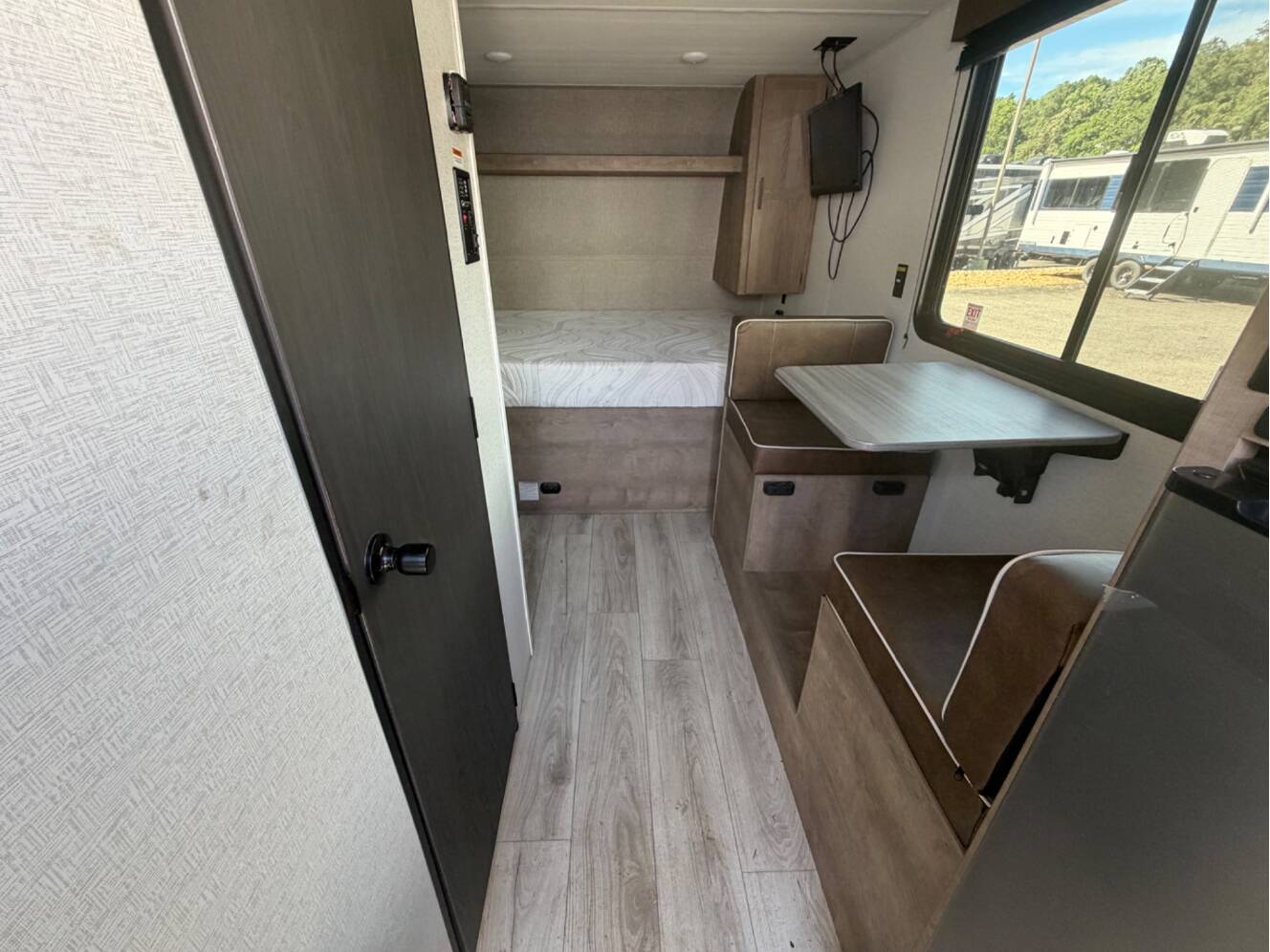 A photo of this 2025 Keystone SPRINGDALE CLASSIC 1400RE