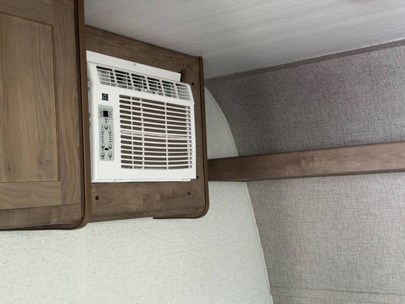 A photo of this 2025 Keystone SPRINGDALE CLASSIC 1400RE