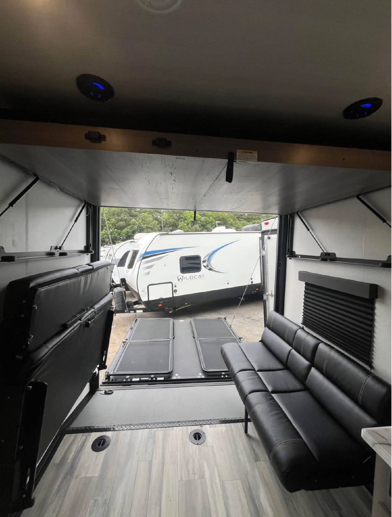 A photo of this 2024 Keystone CARBON 29WFO