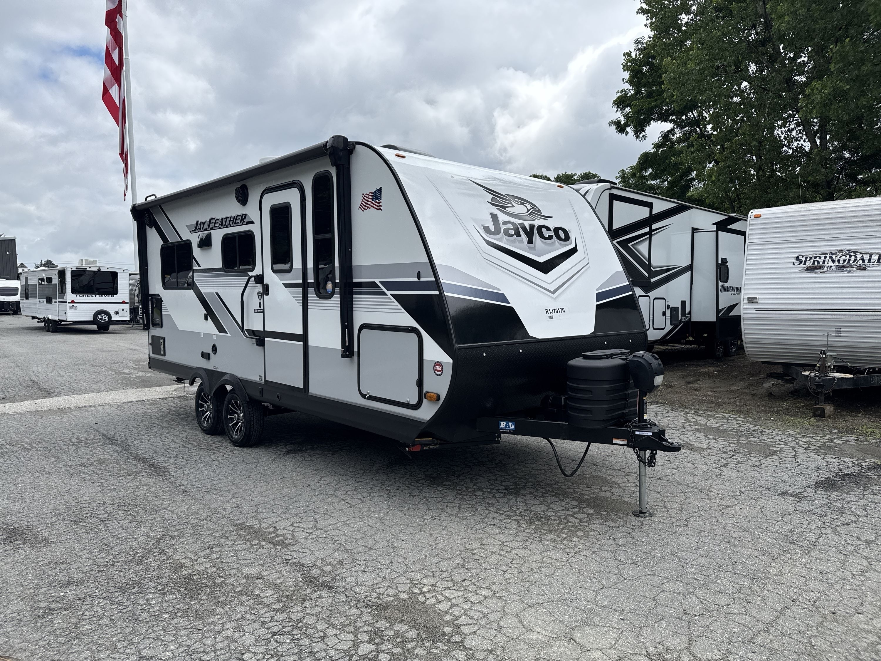 2024 Jayco JAY FEATHER 19MRK RV