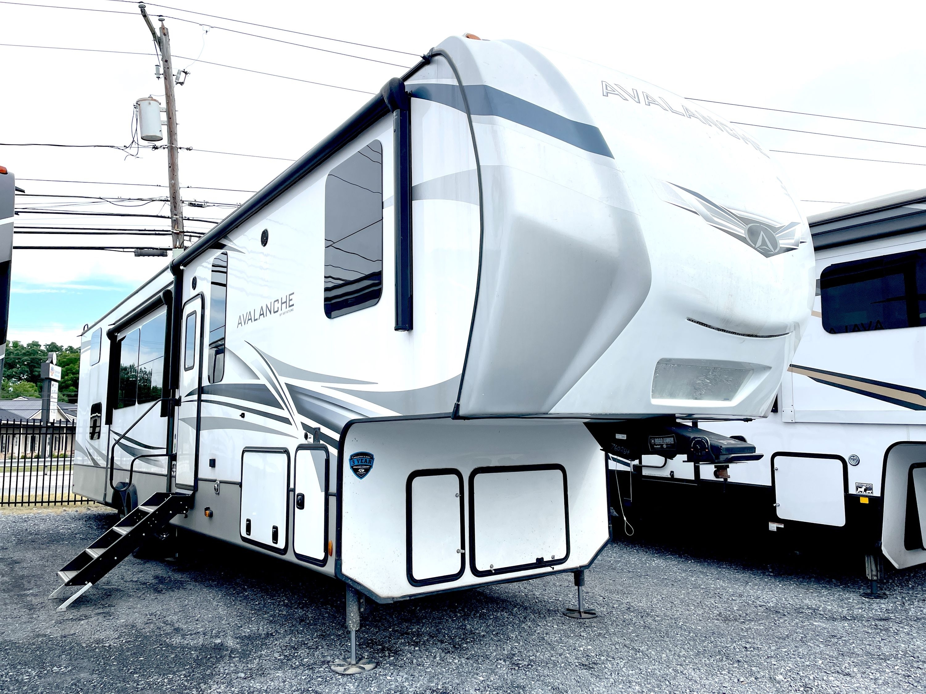 2023 Keystone AVALANCHE 390DS RV