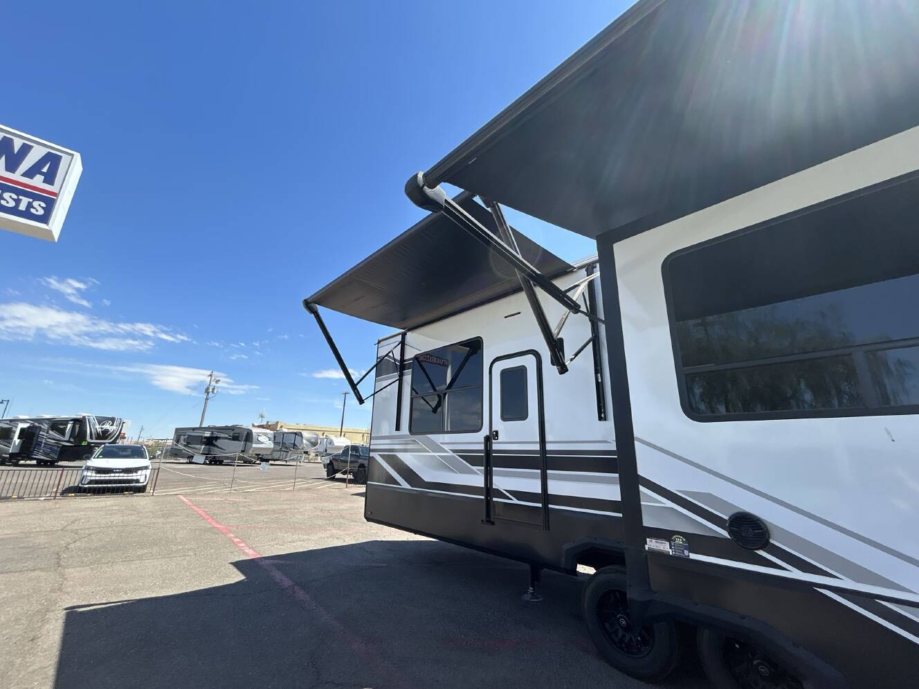A photo of this 2025 Grand Design MOMENTUM G CLASS 350G