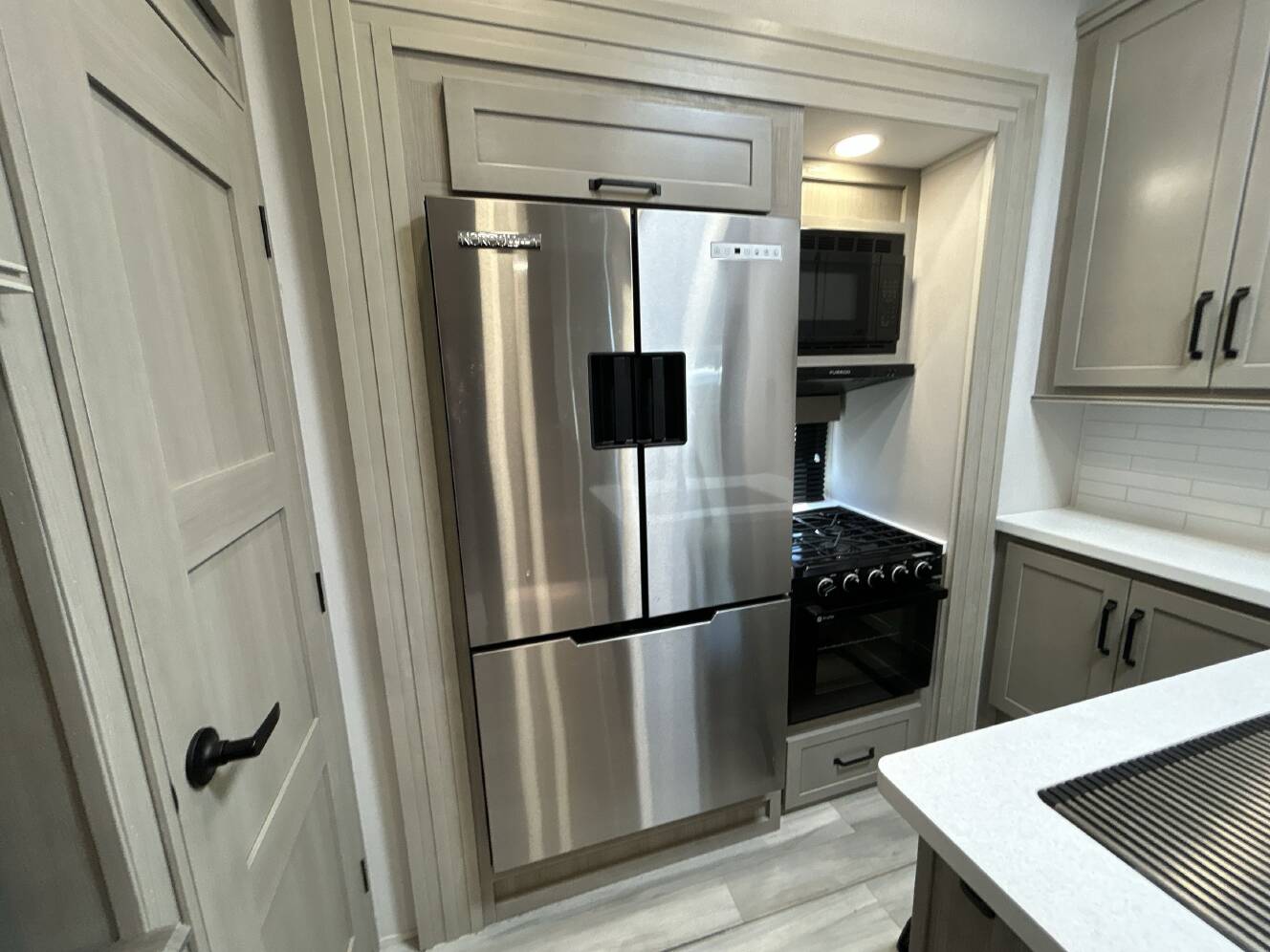 A photo of this 2025 Grand Design MOMENTUM G CLASS 350G