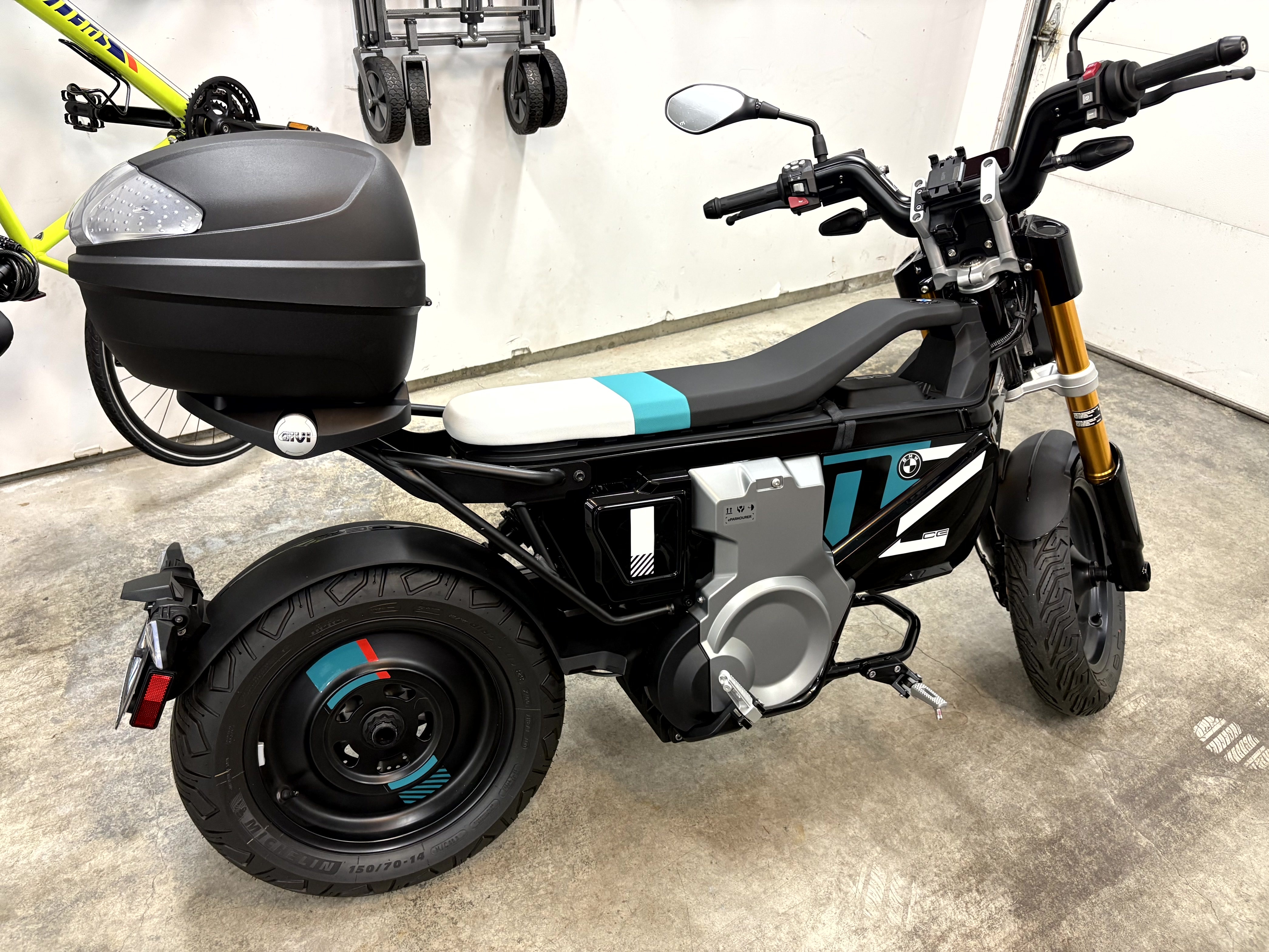 2024 BMW CE 02 02 in Lake Forest Park, WA