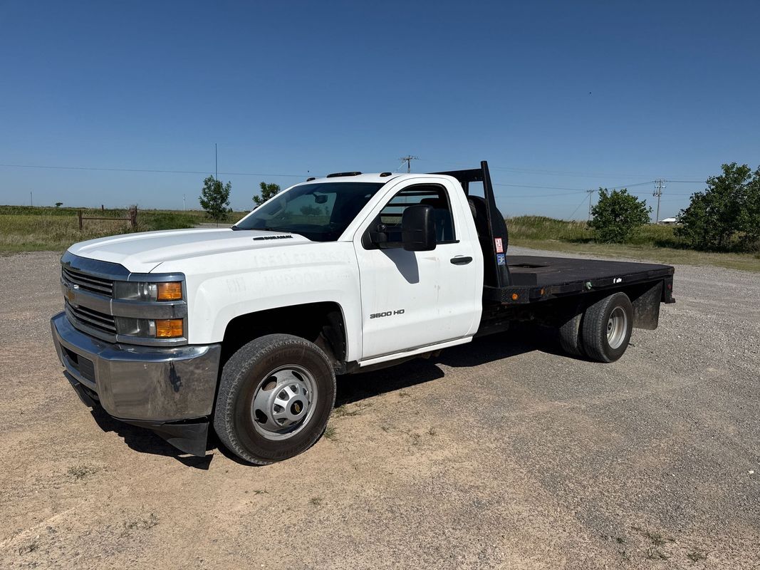 2016 CHEVROLET Silverado 3500HD Cha in Yukon, OK