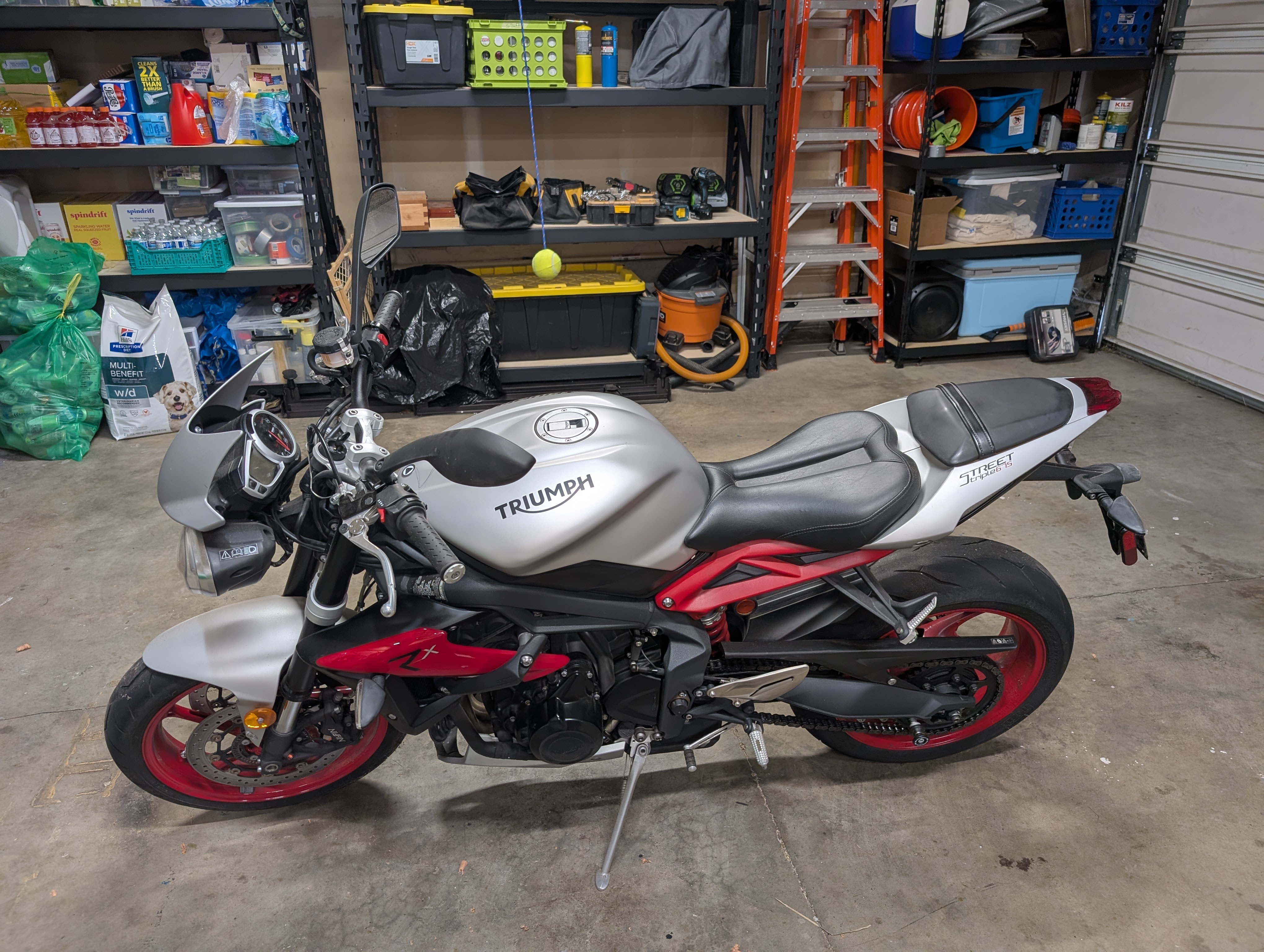 2015 Triumph STREET TRIPLE RX RX in Oregon City, OR