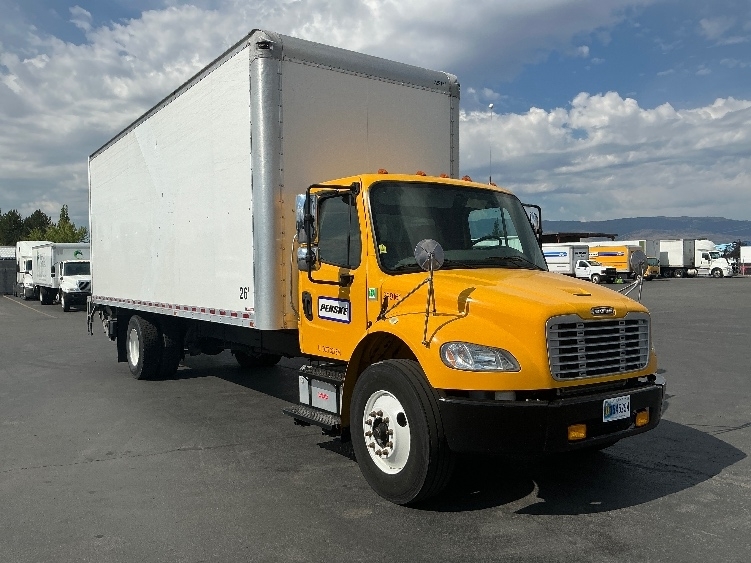 2019 FREIGHTLINER BUSINESS CLASS M2 106 in Sparks, NV
