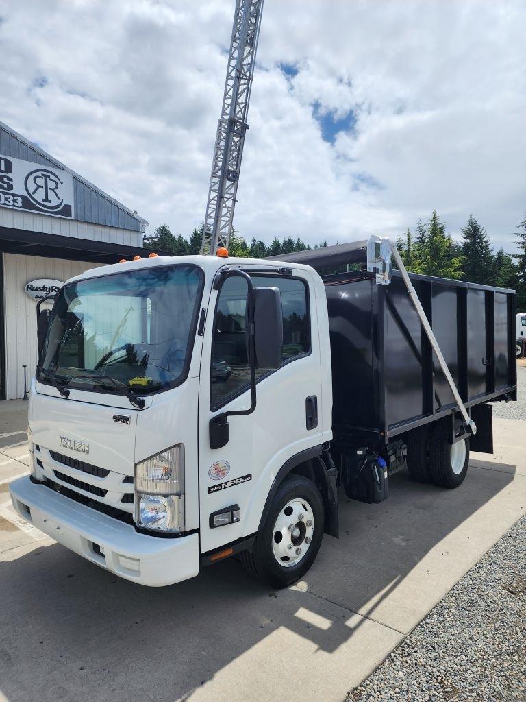 2019 ISUZU NPR DUMP TRUCK HD in Port Orchard, WA