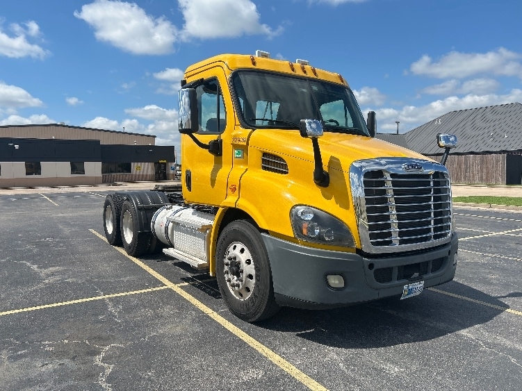2019 FREIGHTLINER CASCADIA 113 in Tulsa, OK