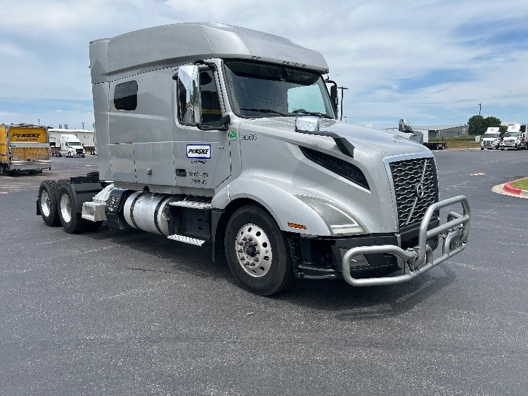 2020 VOLVO VNL64740 in Denver, CO
