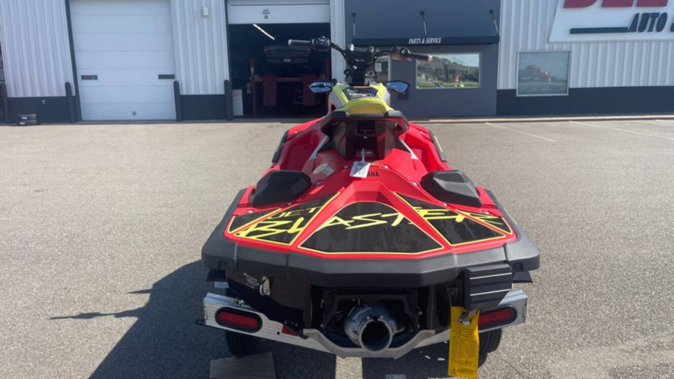 A photo of this 2026 Yamaha JETBLASTER PRO 3-Up