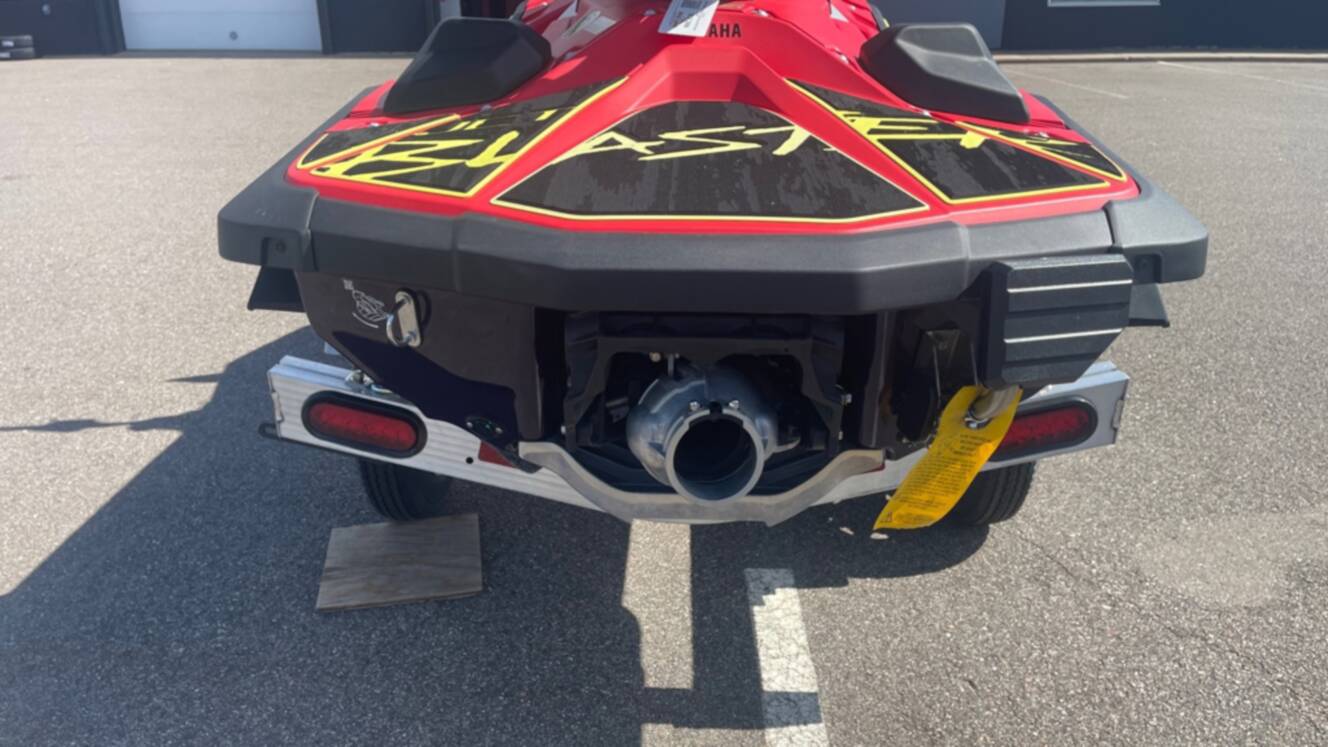 A photo of this 2026 Yamaha JETBLASTER PRO 3-Up