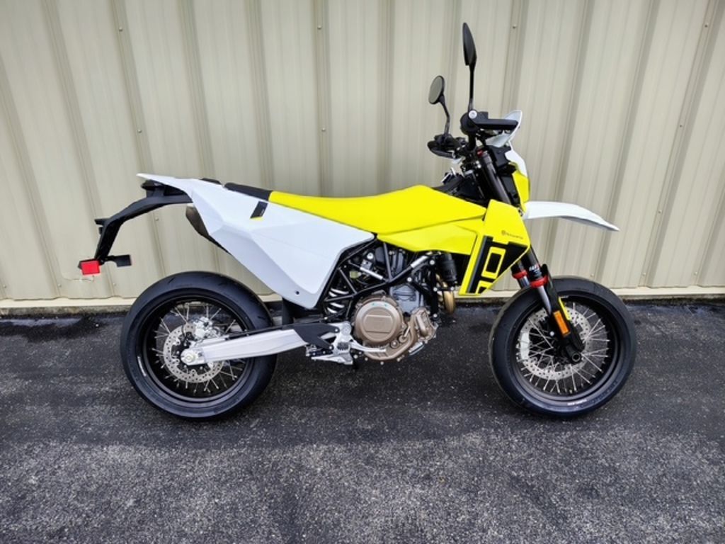 2026 Husqvarna® 701 Supermoto SUPERMOTO in Bridgeport, WV