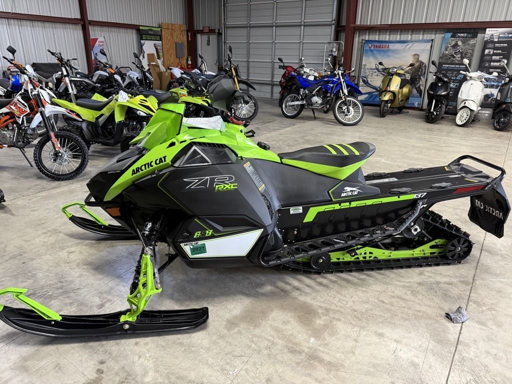 2025 Arctic Cat® ZR 858 R-XC 137"/1.35" Push Button R-XC 137 1.35 AWS ES in francis creek WI