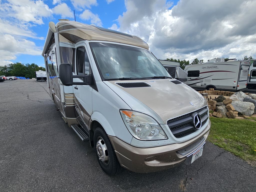 2011 Winnebago WM524G in rhinelander WI