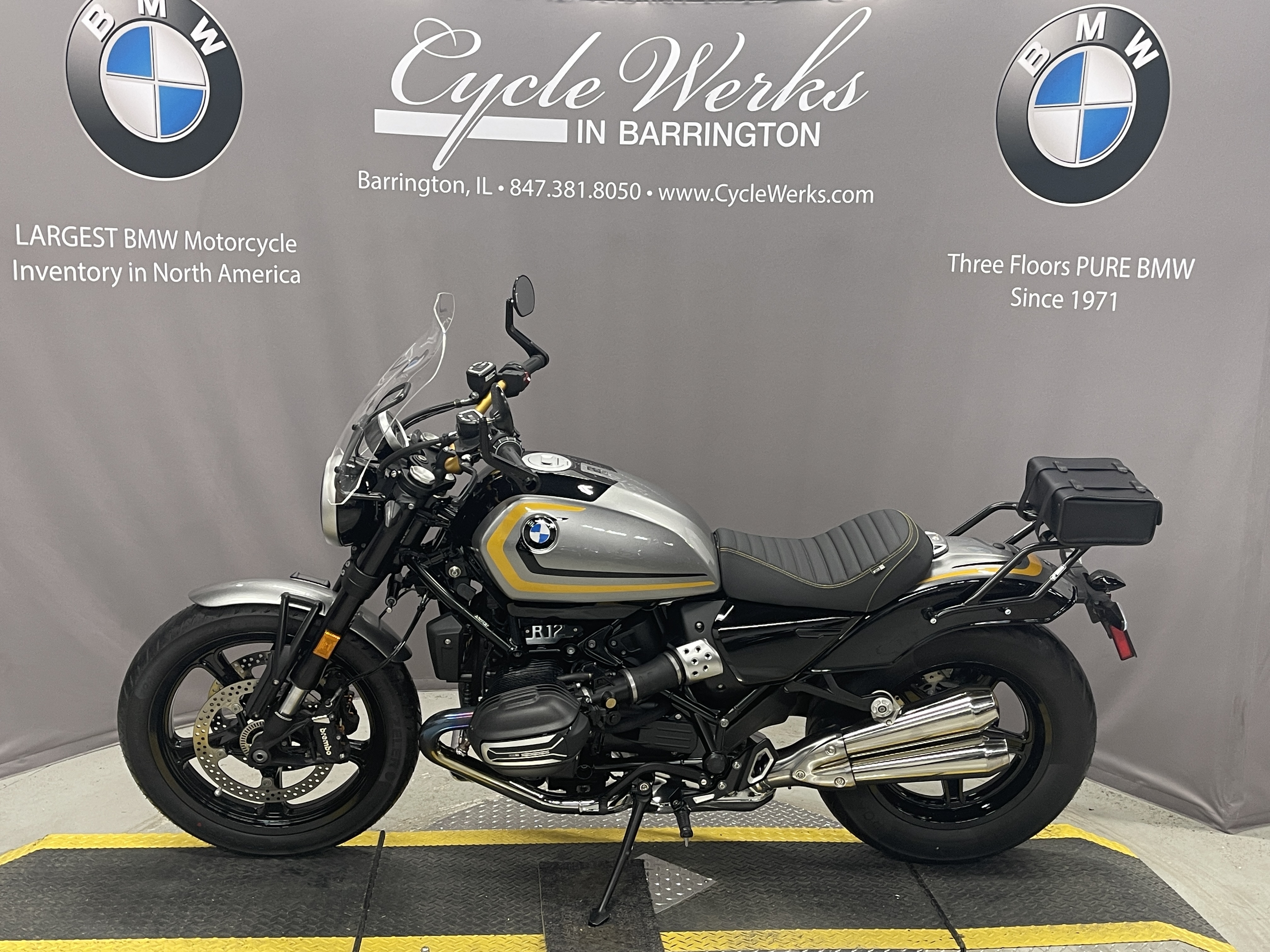 2024 BMW R 12 BASE in Barrington, IL