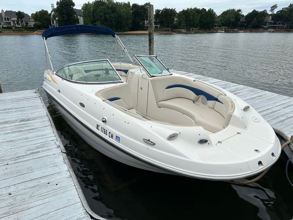 2003 Chaparral 233 Sunesta in mooresville NC
