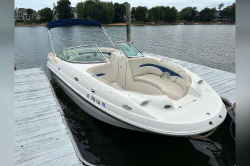 2003 Chaparral 233 Sunesta in mooresville NC