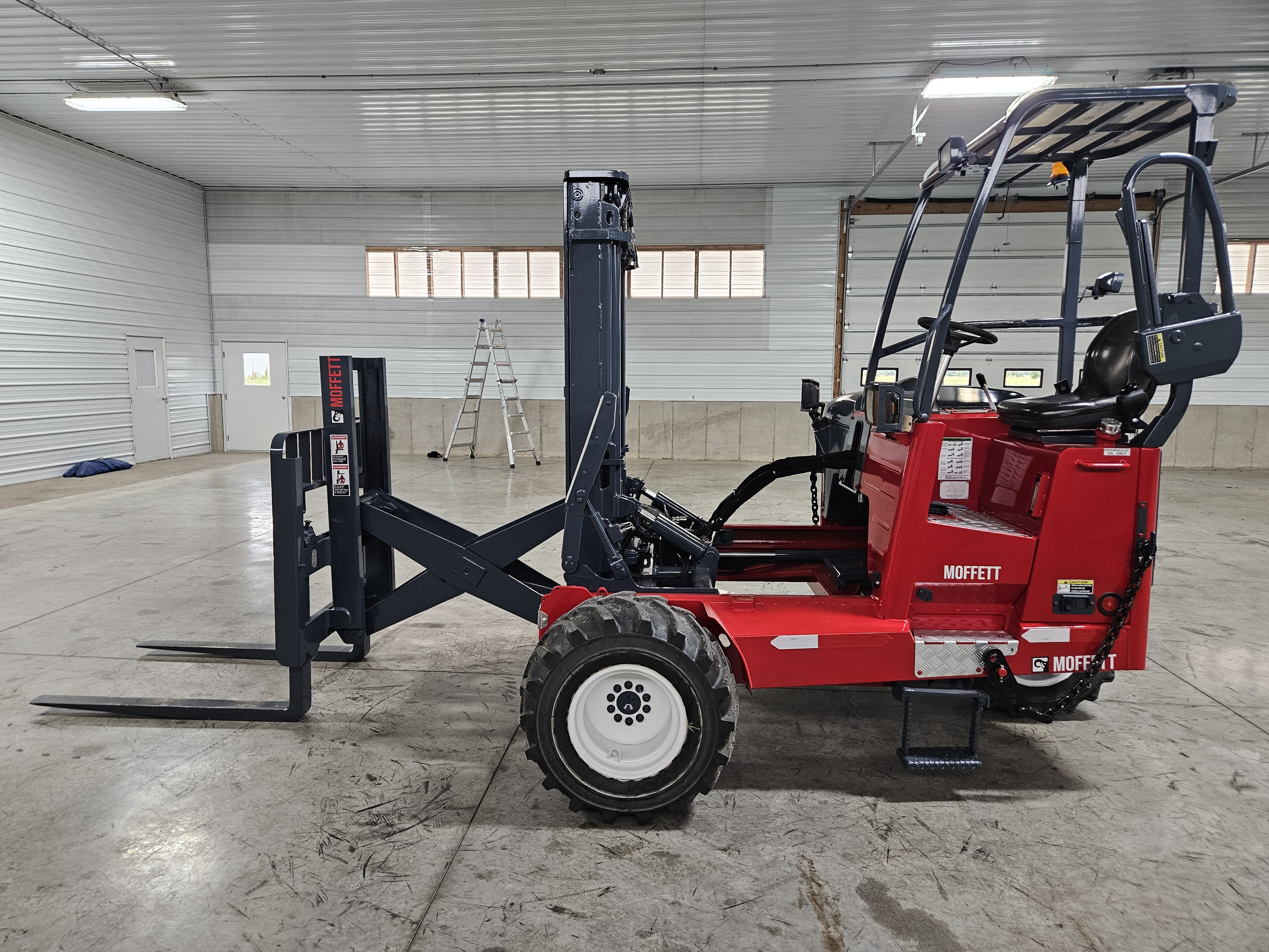 2013 Moffett M55P in Grabill, IN