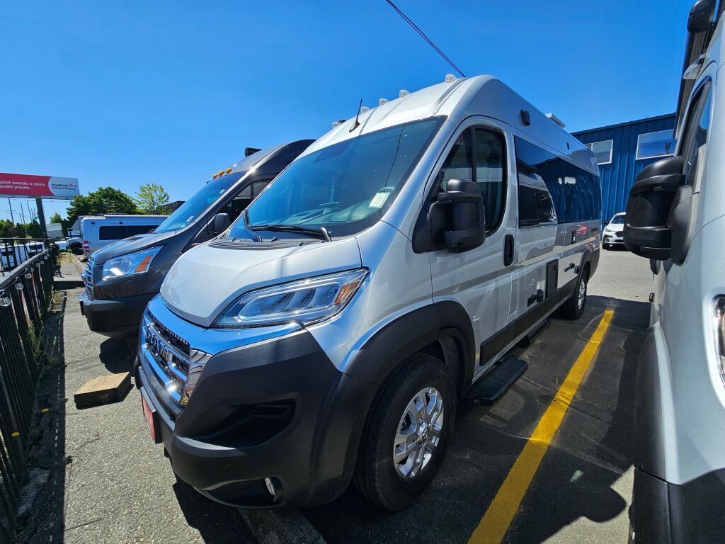 2027 Thor Motor Coach Sequence 20U in everett WA