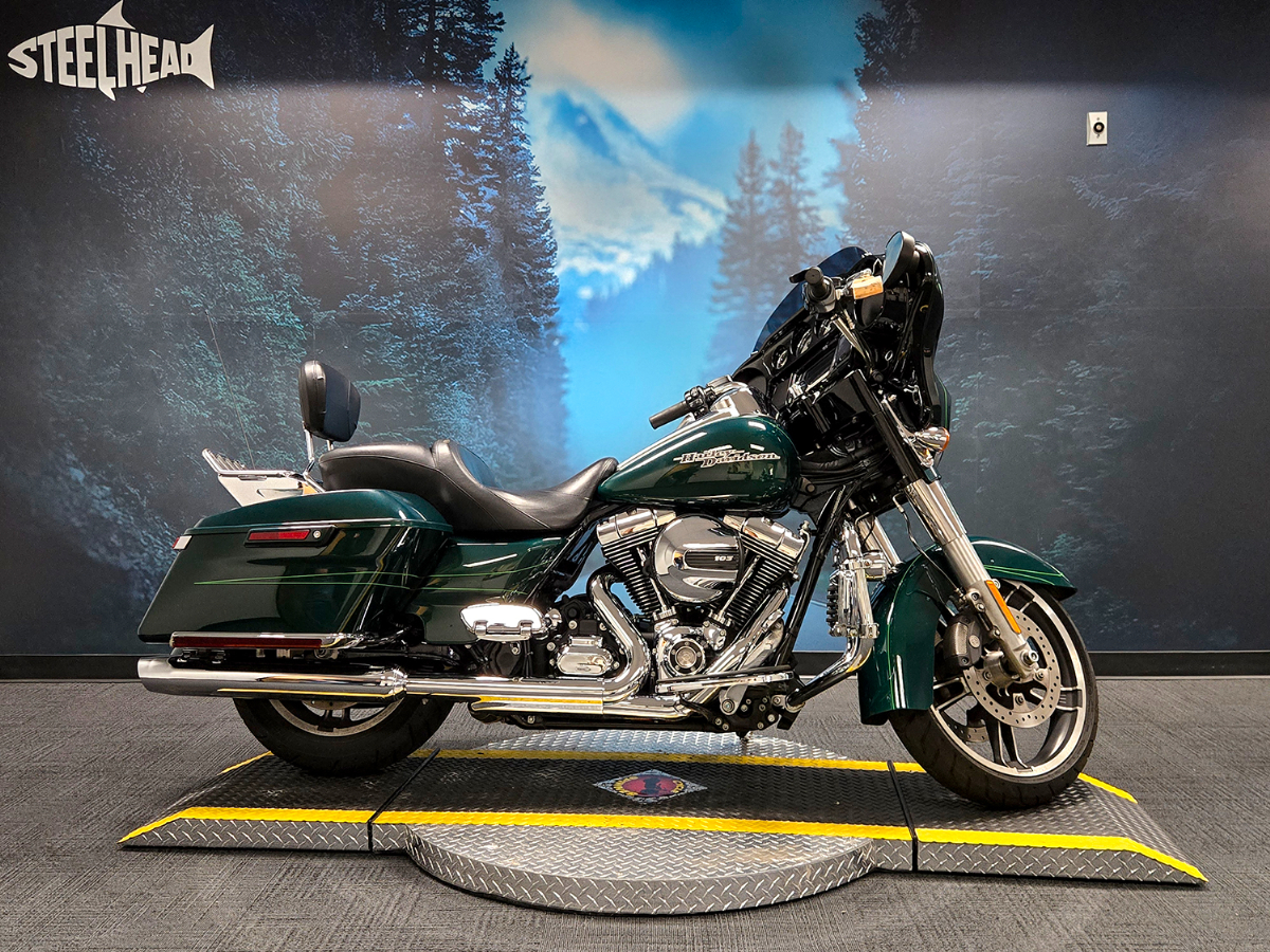 2016 Harley-Davidson STREET GLIDE SPECIAL SPECIAL in Tigard, OR