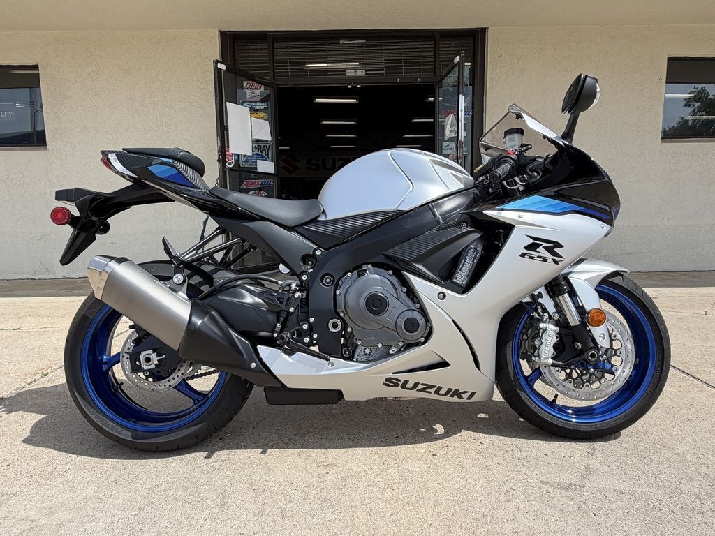 2026 Suzuki GSX-R600 600 in Lansing, MI