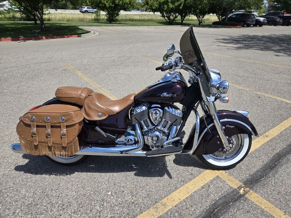 2021 Indian Motorcycle® Vintage Crimson Metallic BASE in Meridian, ID