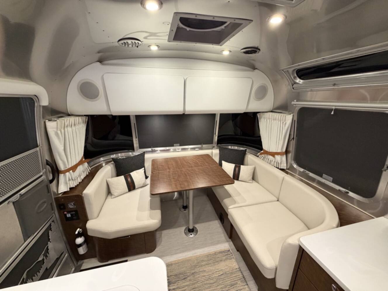 A photo of this 2021 Airstream GLOBETROTTER 25FBQ