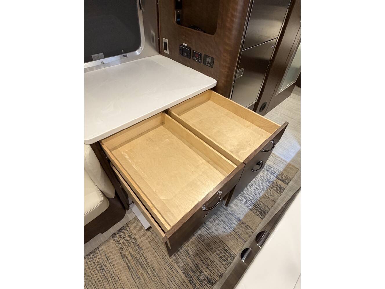 A photo of this 2021 Airstream GLOBETROTTER 25FBQ
