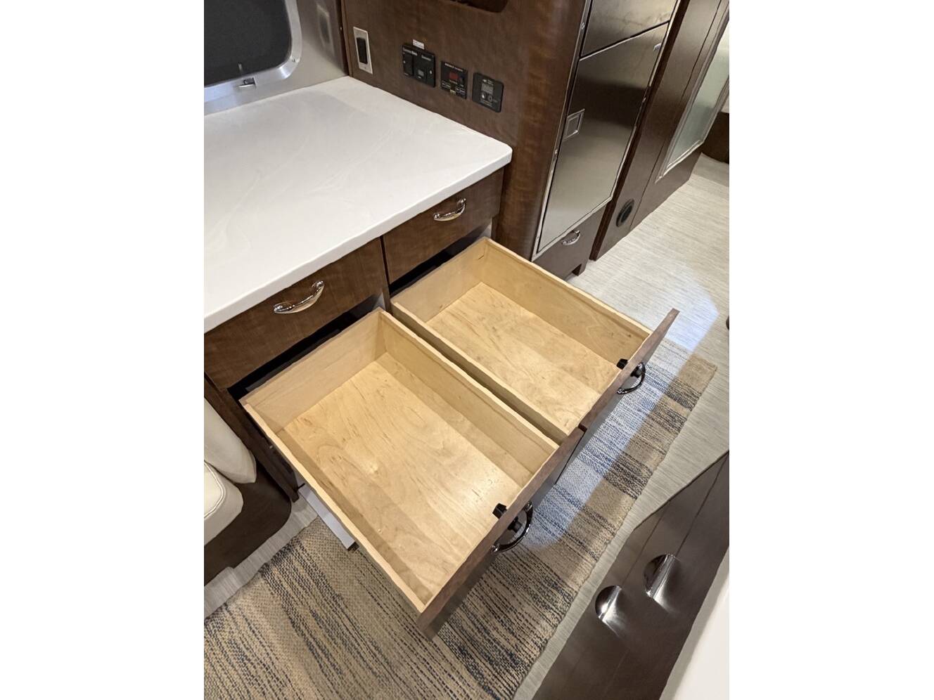 A photo of this 2021 Airstream GLOBETROTTER 25FBQ