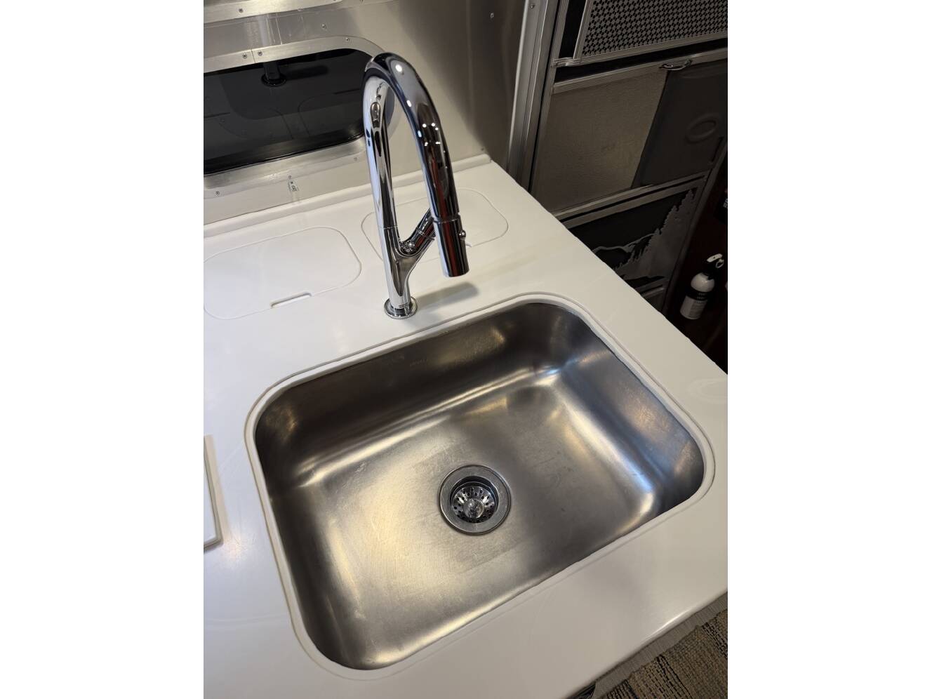 A photo of this 2021 Airstream GLOBETROTTER 25FBQ