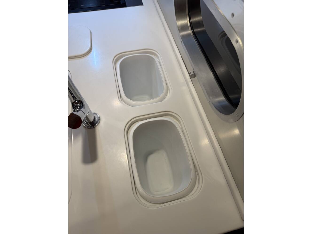 A photo of this 2021 Airstream GLOBETROTTER 25FBQ