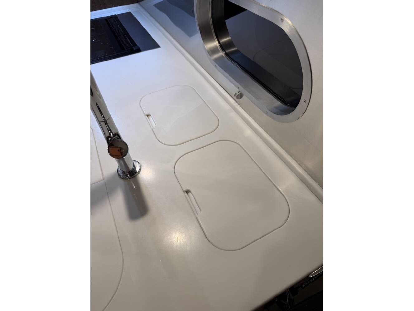 A photo of this 2021 Airstream GLOBETROTTER 25FBQ