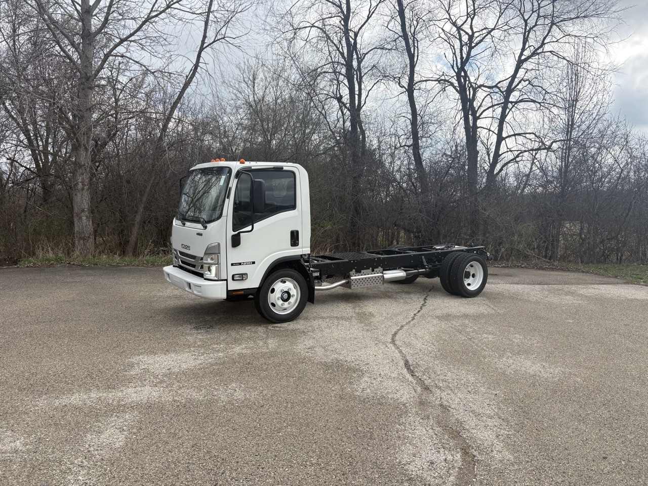 2026 Isuzu NRR in Waterford, WI